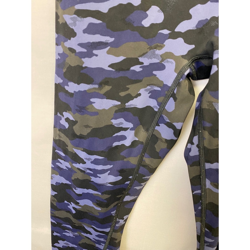 Aerie Camo Leggings Women's‎ M High Rise Stretch Active Athleisure Comfort - Picture 2 of 4